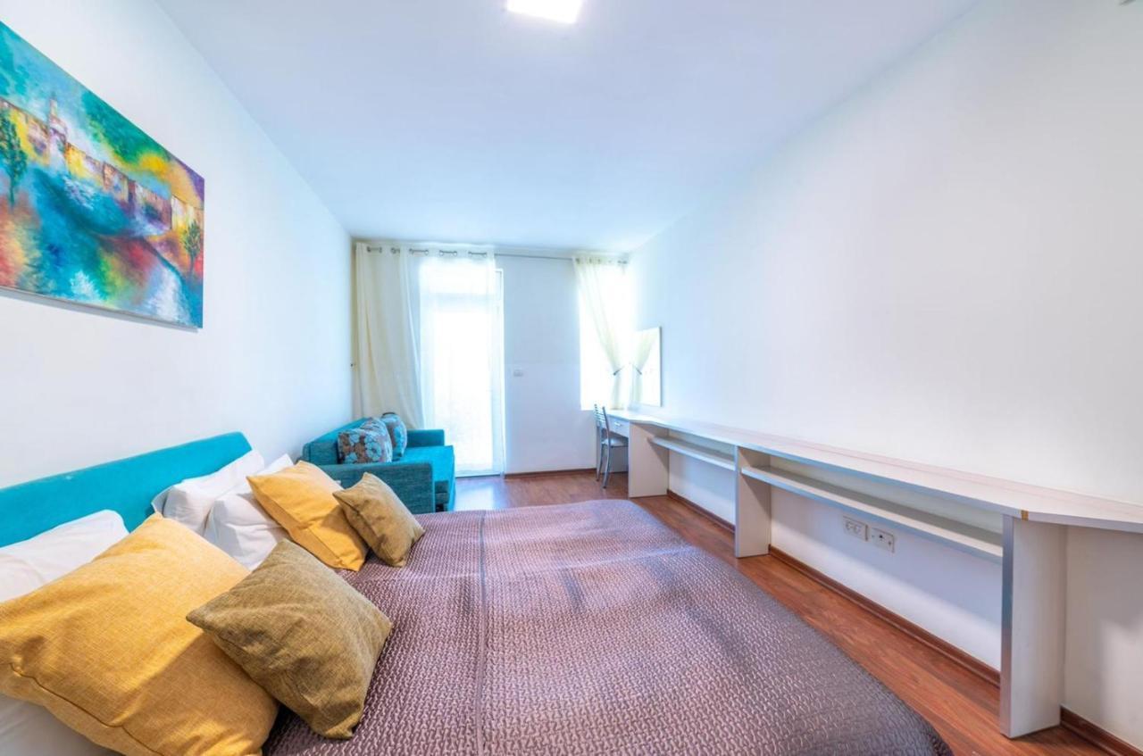 Art Apartment In Mamila - Art & View Baitulmaqdis Luaran gambar